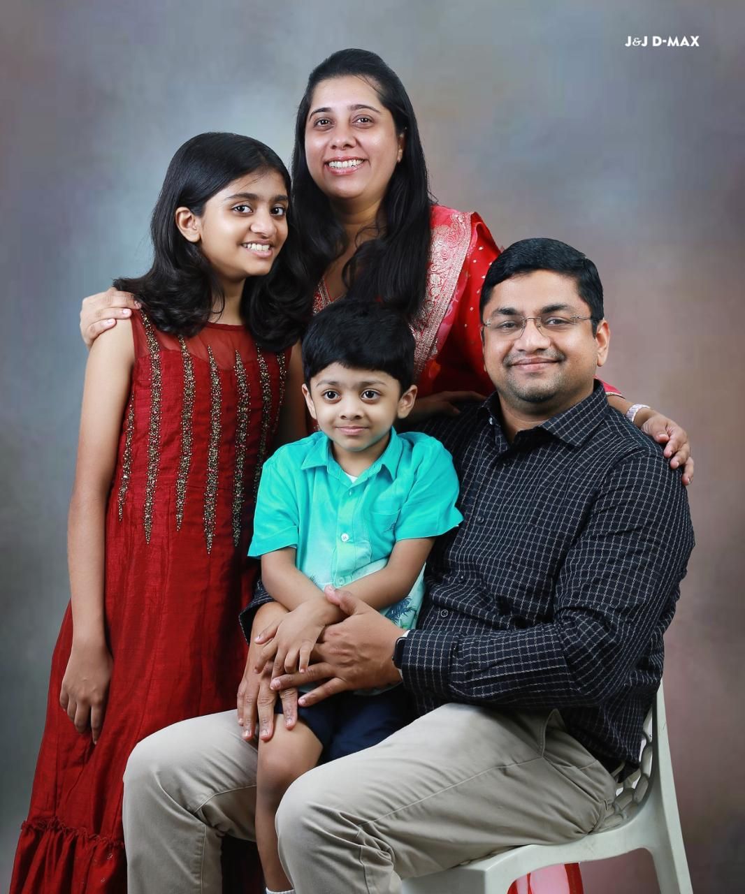 Rev. Alwin Joy with his family